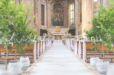 alberi_addobbo_chiesa_matirmonio_passatoia_bianca_genova_liguria